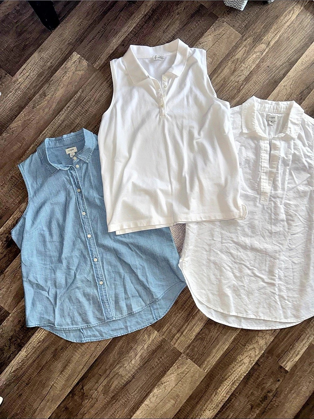 Sleeveless Button Front Tops Blue & White
